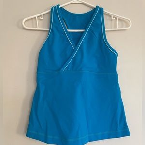 Size 8 lulu tank